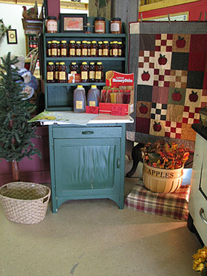 Local honey, sorghum, apple cider, berries, jam, jelly, spices, and unique gifts, all at Appleberry Orchard Farm Market in Donnellson, Iowa.